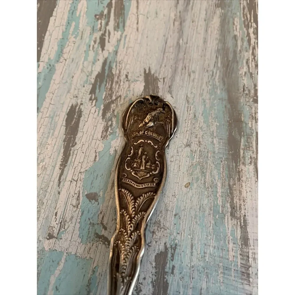 Wm Rogers International Silver Silverplate State Seals Spoon D.C.6